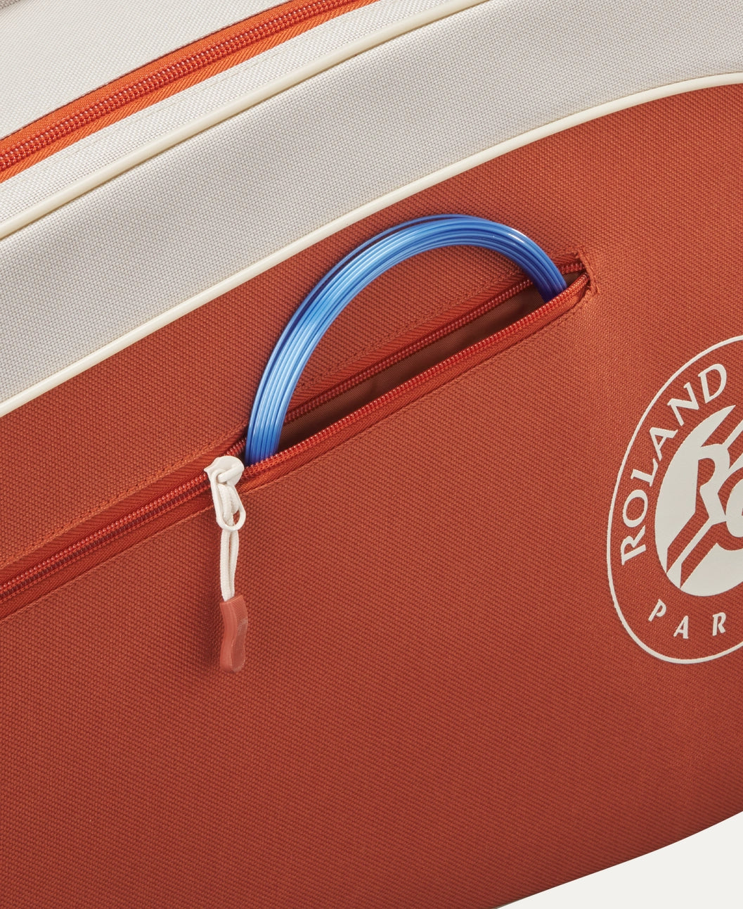 Wilson 2025 Roland Garros Team (6 Pack) Racket Bag (Cream-Clay)