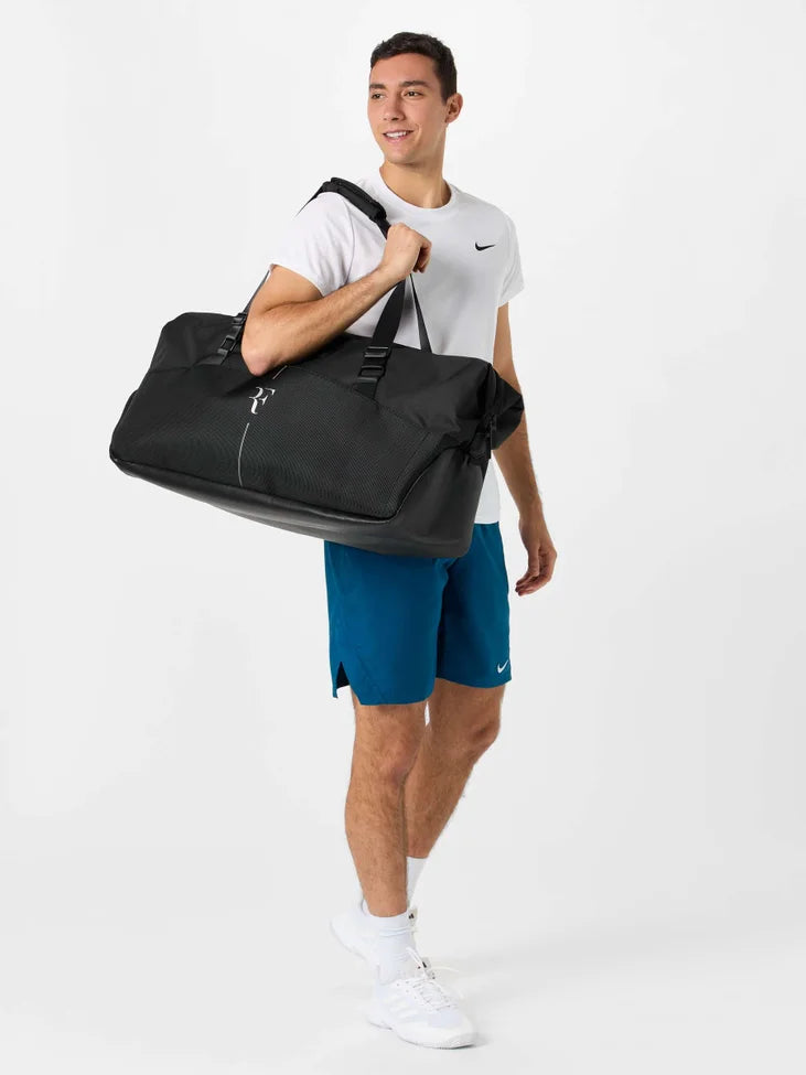 Wilson RF Practice Large Duffle (6 Pack) Racket Bag (Black) - SportStation HK