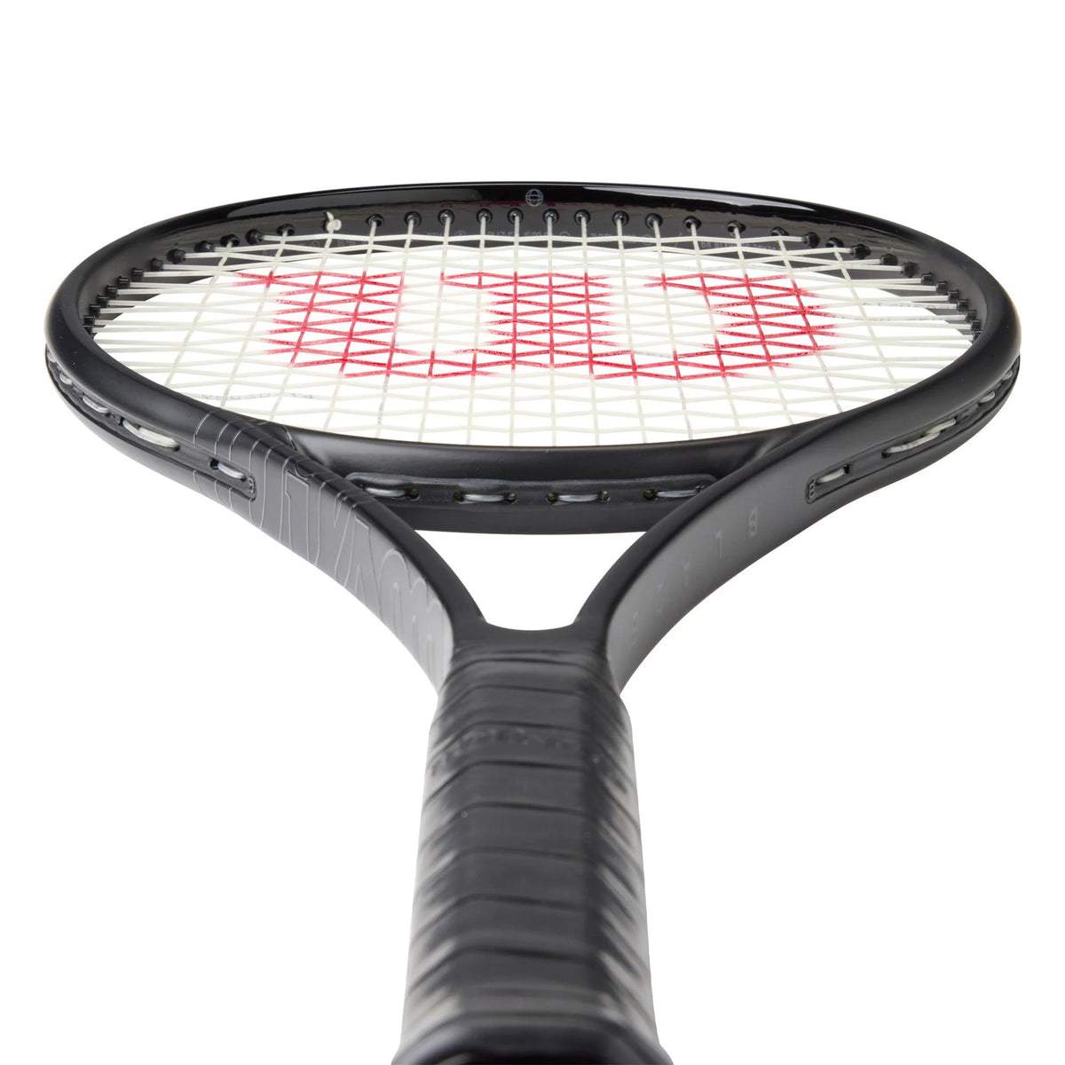 Wilson Blade 98 16x19 v9 Noir Limited Edition Tennis Racket (305g) (Un Wilson Blade 98 16x19 v9 Noir Limited Edition Tennis Racket (305g) (Un