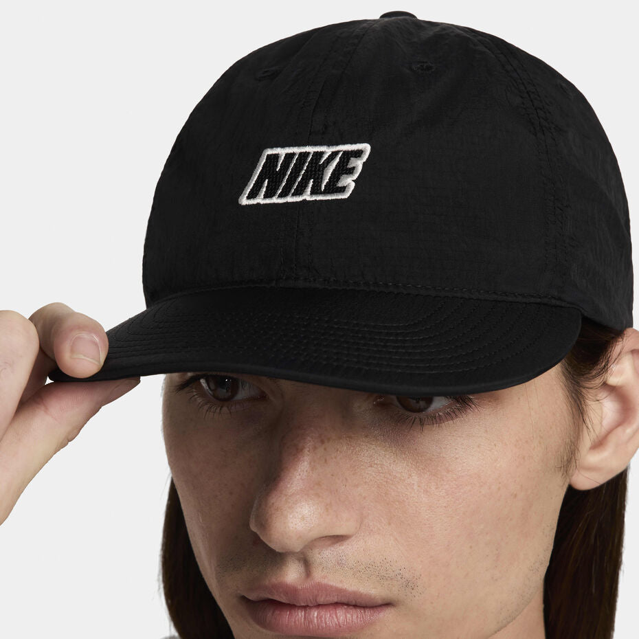 Nike Club Unstructured Flat Bill Outdoor Cap (Black)