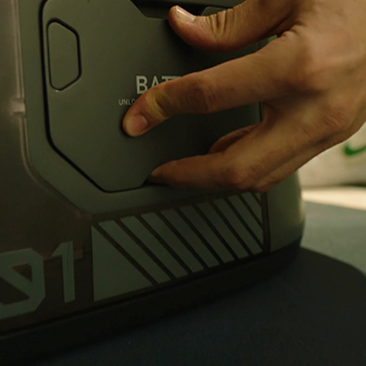 Tenniix Swappable Battery